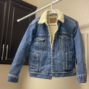 Levi’s Sherpa lined jacket